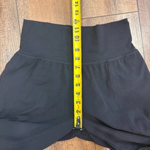 Athleta Salutation Jogger in Powervita Black Women S EUC Stretch Pants Pockets - Picture 8 of 9